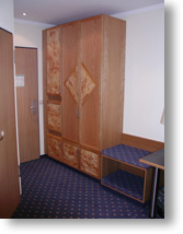 Schrank